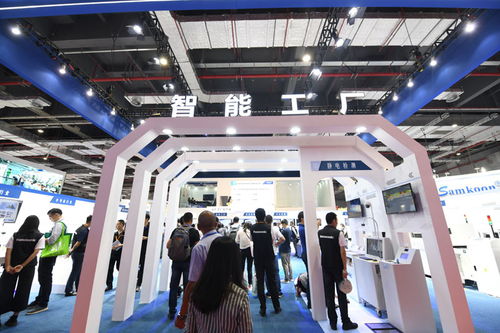 物流車 噴涂機器人 智能工廠生產線 百款尖端技術產品首發(fā)工博會